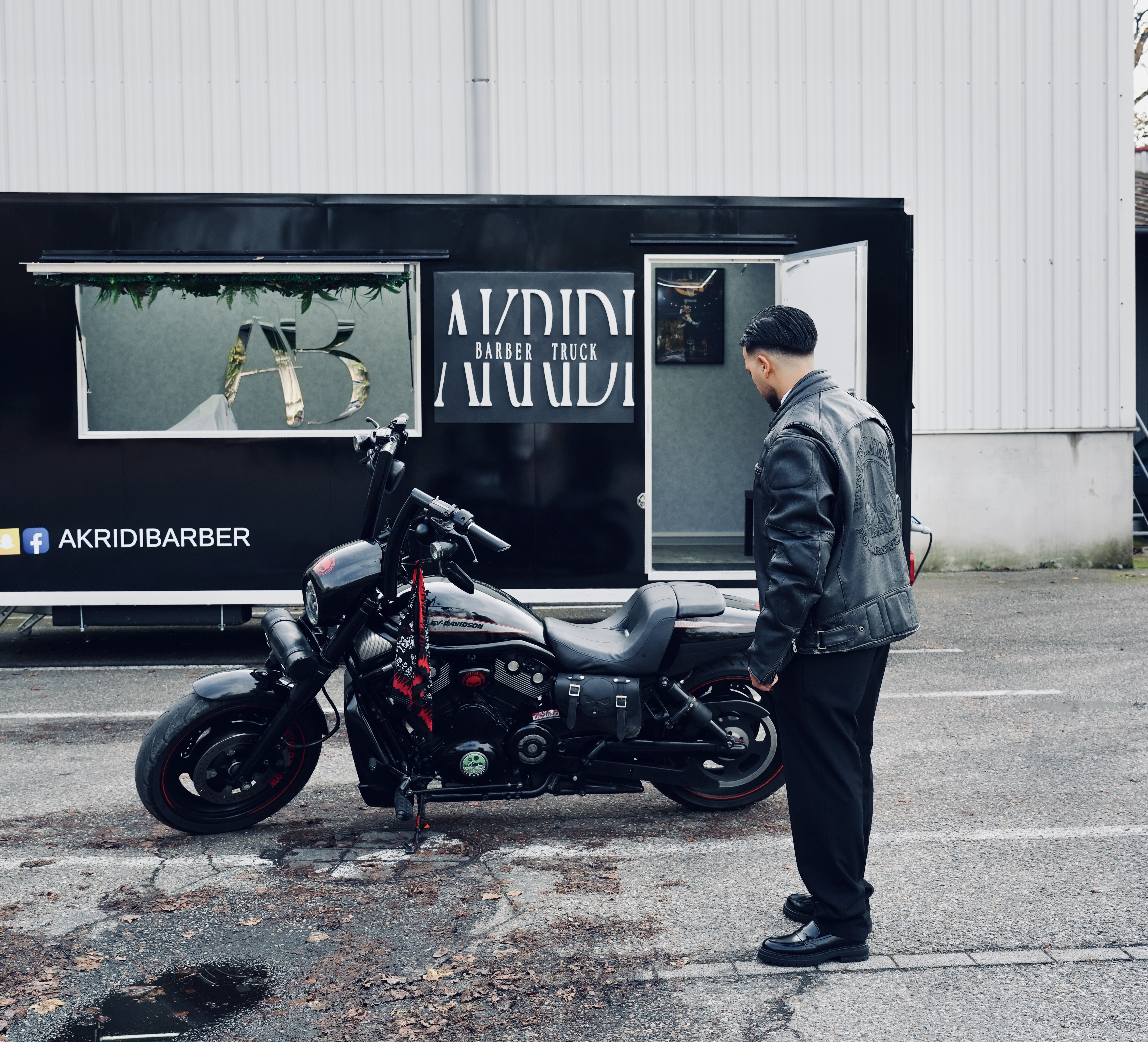 Salon de coiffure Akridi Barber - Intérieur moderne